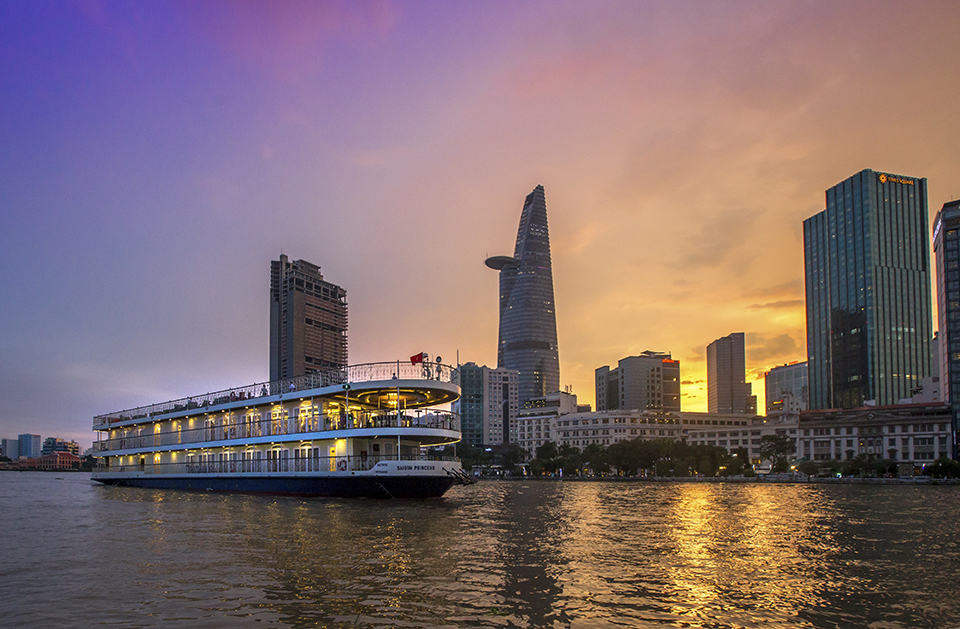 OVERNIGHT CRUISES ON SAIGON RIVER